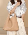 Eloise Hobo