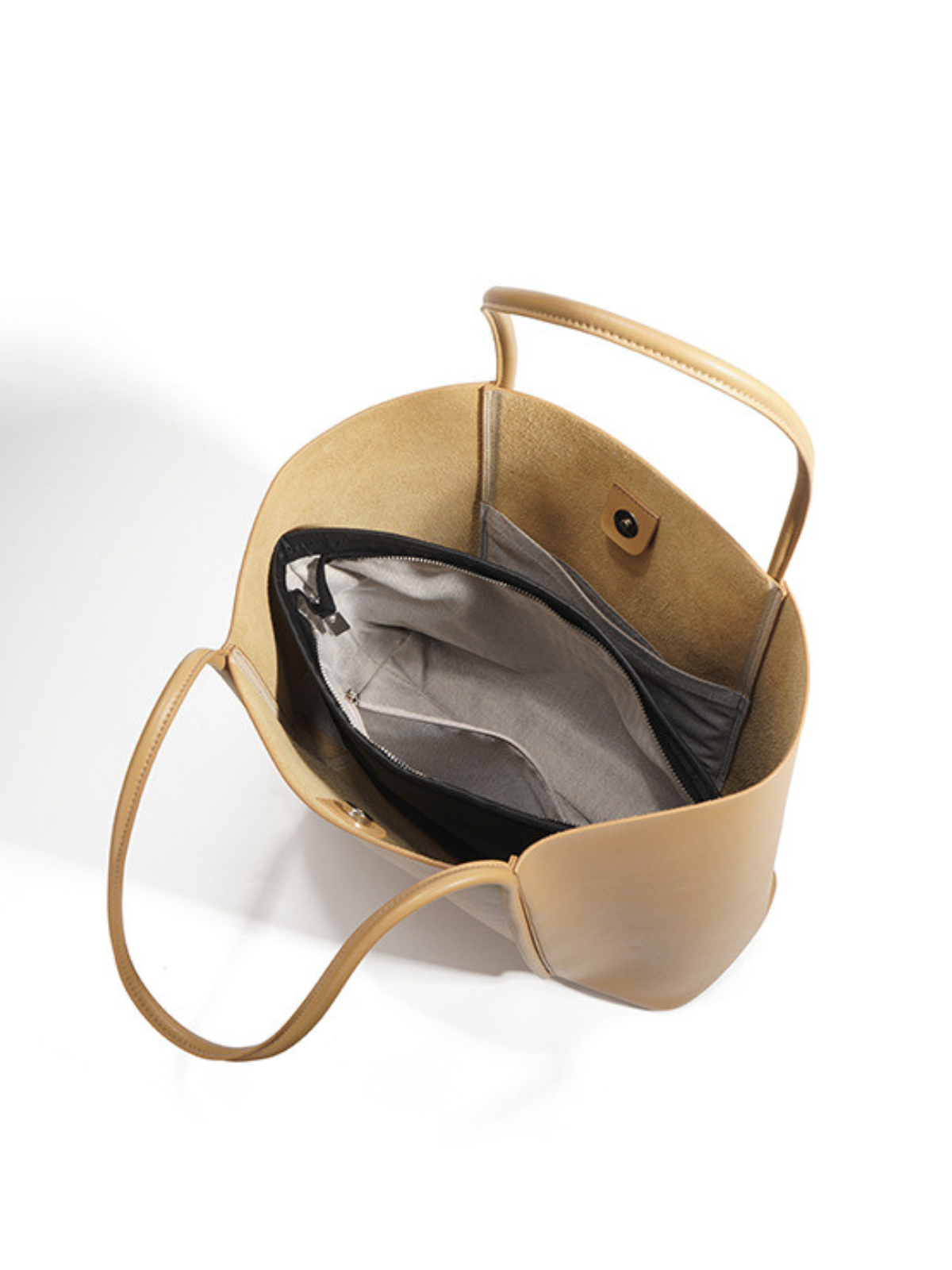 Moravia Tote